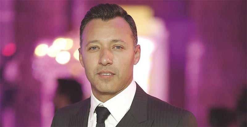بالفيديو: زوجة أحمد فهمي تحرجه على الهواء