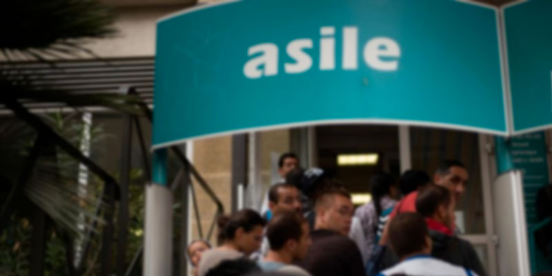 100.000 demandes d'asile en France l'an dernier