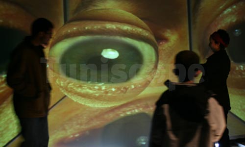 L’E-FEST est voyeur !  