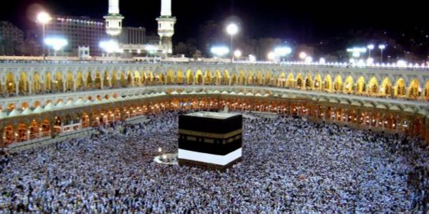 السماح للحجيج باستعمال الصكوك المعتمدة لخلاص تسعيرة الحج
