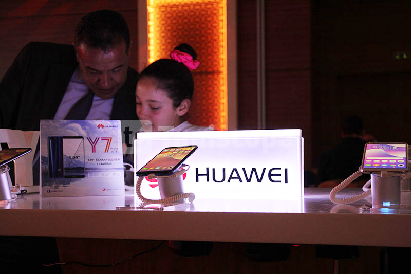 huwaei-y7-160418-4.jpg
