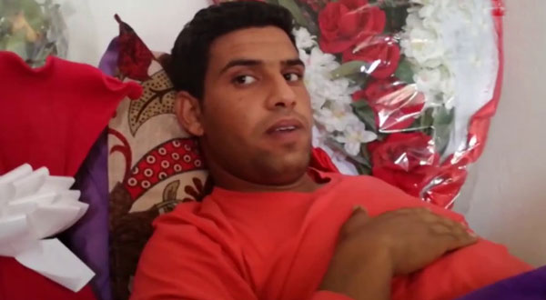 عائلة الامني المصاب في العملية الارهابية الاخيرة بقبلي تحتفل بعودته سالما الى منزله