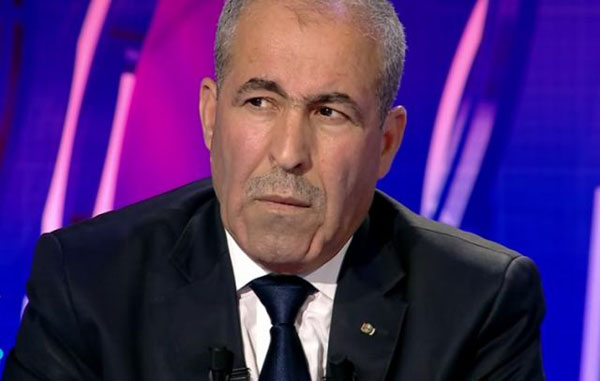 لزهر العكرمي لقائد السبسي الابن: ''موش كيف اليتيم كيف الي بوه حي''