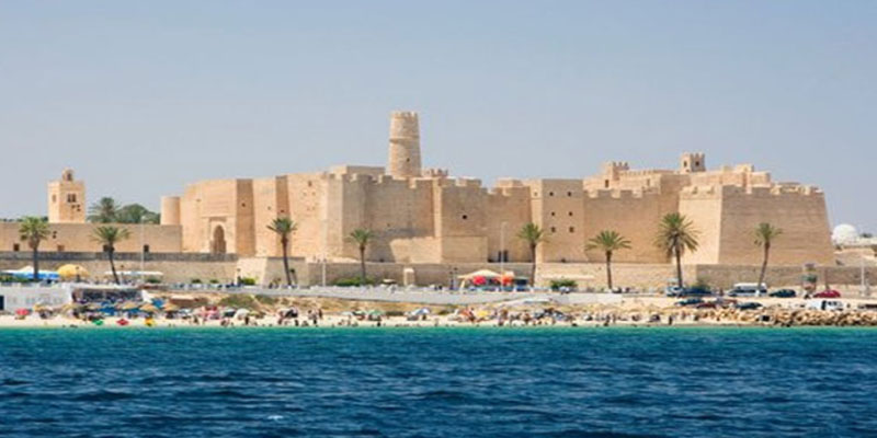 راية '' اللواء الأزرق'' تغيب عن الشواطئ التونسية خلال هذه الصائفة