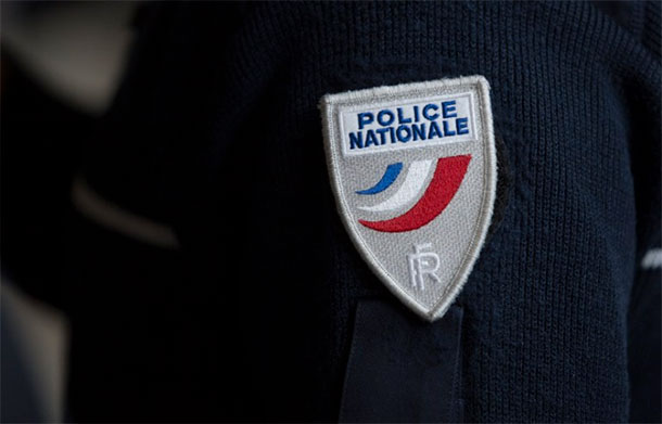 Marseille: un véhicule fonce sur un abribus, un mort et une interpellation