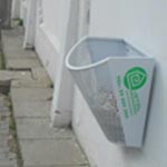 L’association AMIS installe de nouvelles poubelles à Mégrine