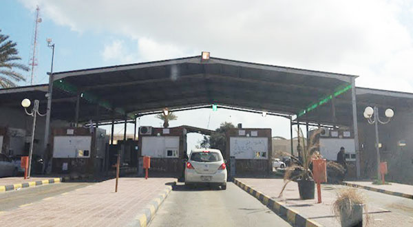 عون أمن يحاول الانتحار بمعبر رأس جدير