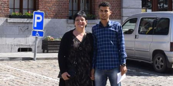 Claudine de 50 ans veut épouser Sofiene de 25 ans, mais la commune le lui refuse