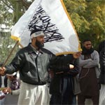 En photos : Les étendards des salafistes brandis à l'Ecole Nationale d'Ingénieurs de Sfax