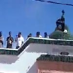 En vidéo: Des salafistes défient les forces de l’ordre à la Marsa