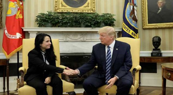 ترامب يستقبل آية حجازي في البيت الأبيض