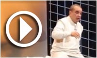 Première de la pièce de théâtre 'In...ach' de Kamel Touati au théâtre municipal de Tunis
