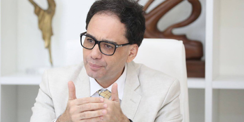 زين العابدين : تخلينا عن من تشوبهم شبهات فساد