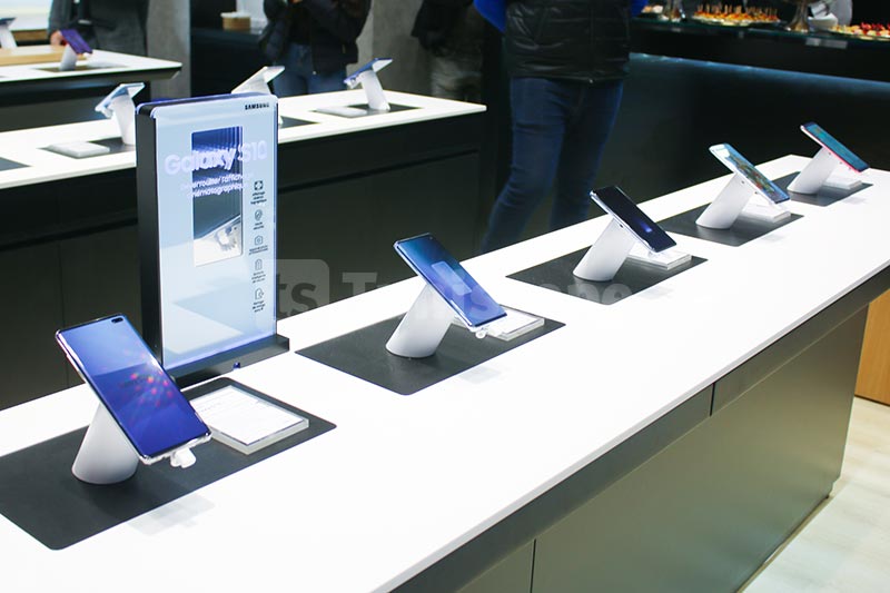 Samsung-310120-08.jpg