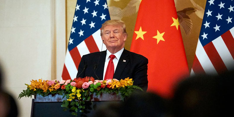 Trump confectionne les drapeaux de sa campagne en Chine 