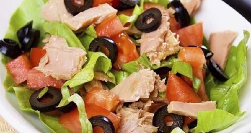 المعهد الوطني للاستهلاك : كل ما يروج في تونس هو تن 100 بالمائة