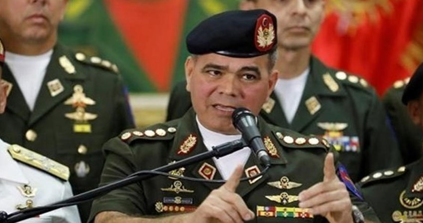 قائد جيش فنزويلا يحذر من ‘حمام دم’