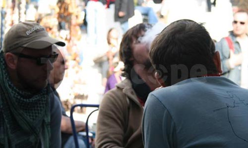 a-cafetunis-150510-1.jpg