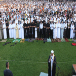 نقابة الإطارات الدينية تطالب بمنع إقامة صلاة عيد الفطر خارج المساجد 