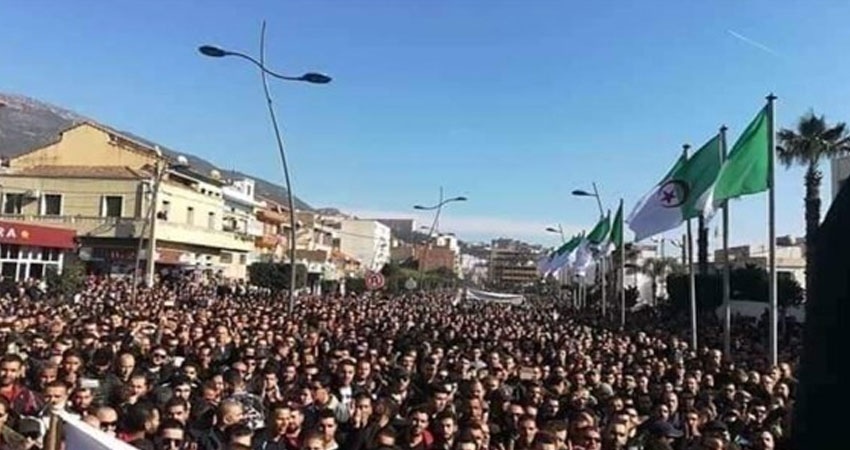 الجزائر: تظاهرة حاشدة ضد الحكومة ببجاية