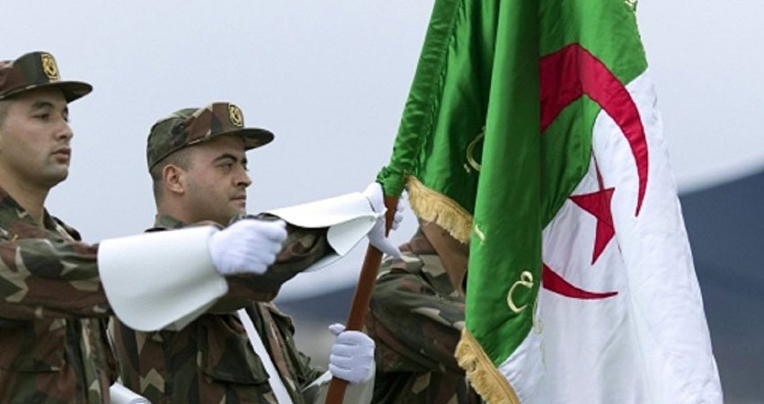 بدء محاكمة قيادات عسكرية بارزة في الجزائر