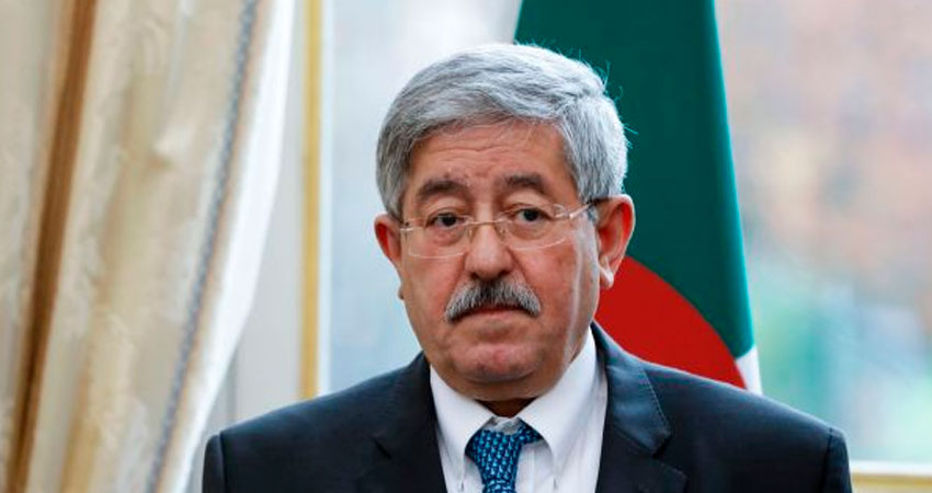 القضاء الجزائري يحقّق مع وزير المالية ورئيس الوزراء السابق بقضايا فساد مالي