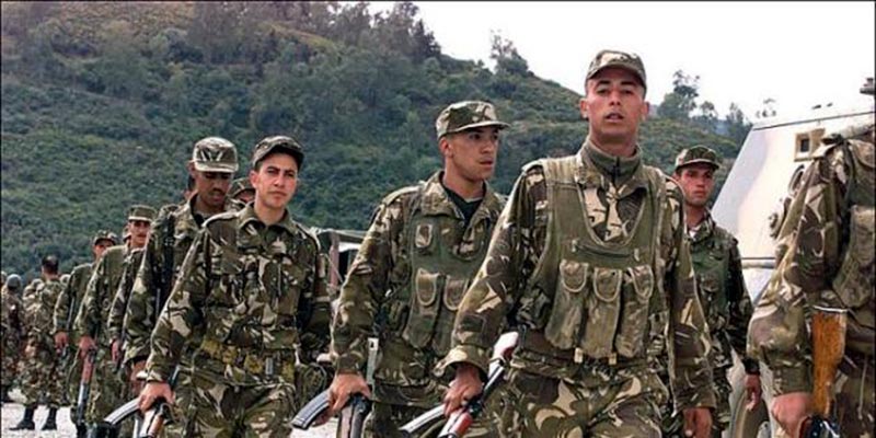 Quatre terroristes se rendent à l’armée algérienne 
