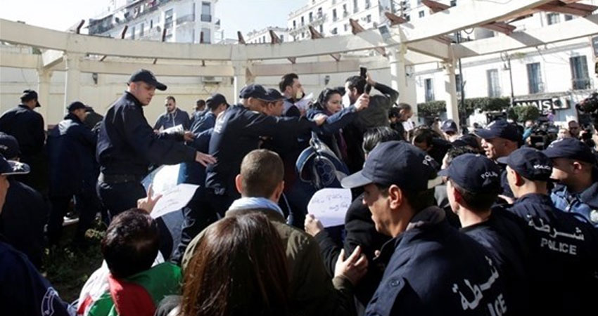 الجزائر: إطلاق سراح جميع الصحافيين الموقوفين 