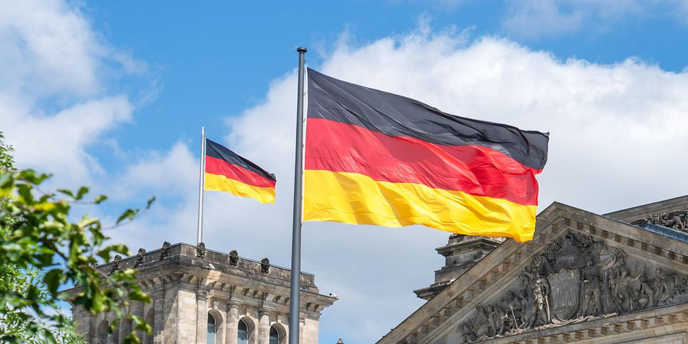Un cadeau  de l'Allemagne pour chaque jeune à l'âge de 18 ans