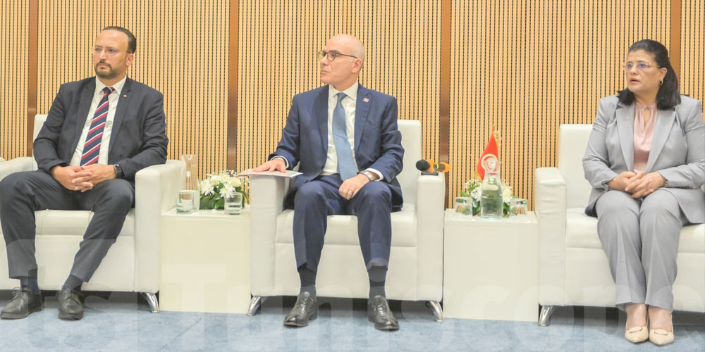 وزير الخارجية يفتتح المنتدى الوطني للكفاءات التونسية بالخارج