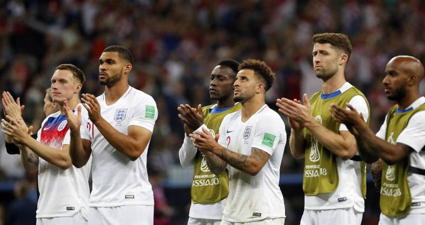 بالفيديو: ماذا فعل لاعبو إنجلترا أثناء إحتفال كرواتيا بالهدف؟