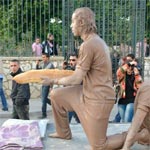 Les Hommes d'argile fêtent la révolution à Sousse