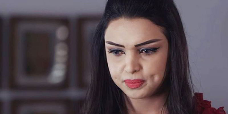 القضاء بالسجن للممثلة أساور محمد ووالدتها