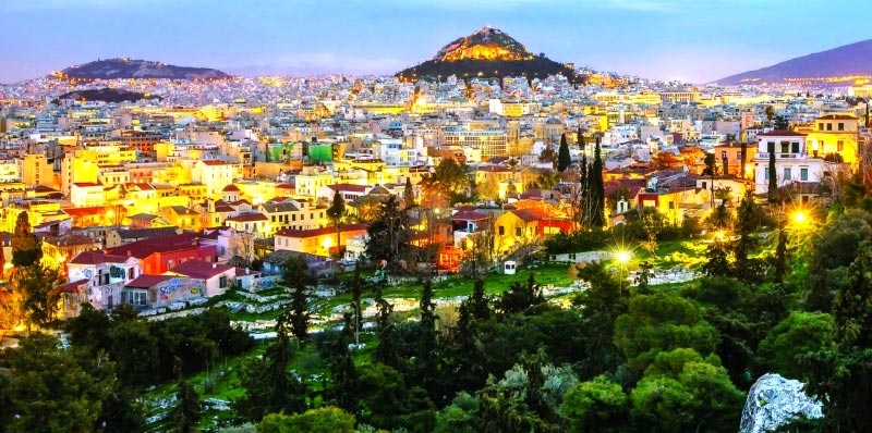اليونان.. انقطاع الاتصالات في أثينا إثرزلزال قوي