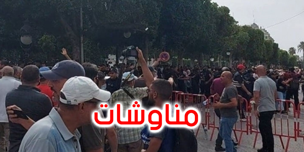 مناوشات بين مؤيدي إجراءات سعيد ومعارضيها