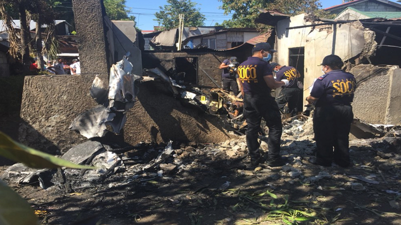 الفلبين: مقتل 7 أشخاص بتحطم طائرة فوق منزل 