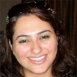 وفاة الصحفية عزة التركي