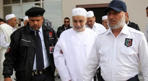 محامي البغدادي المحمودي يقاضي الدولة التونسية