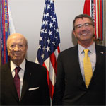 وزير الدفاع الأمريكي يبحث مع قائد السبسي الوضع الأمني في تونس