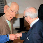 Vidéo et photo du jour : Béji Caïd Essebsi rencontre son guignol aux studios d’Ettounissia tv