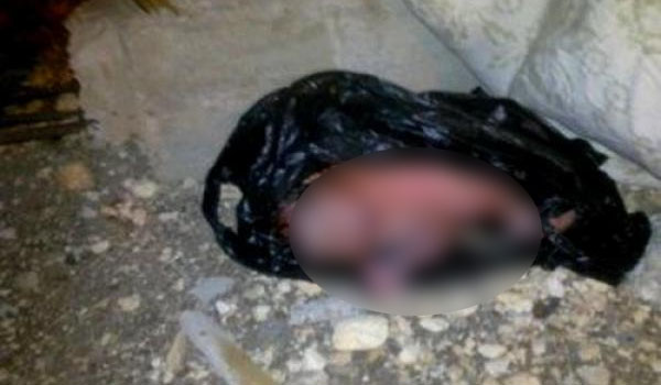 ''الهوارية : العثور على جثة رضيعة في علبة بلاستيكية داخل ''حفرة