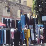 En photos : Tunis, l’Avenue et Bab Bhar : Un marché, hors normes, à ciel ouvert ...