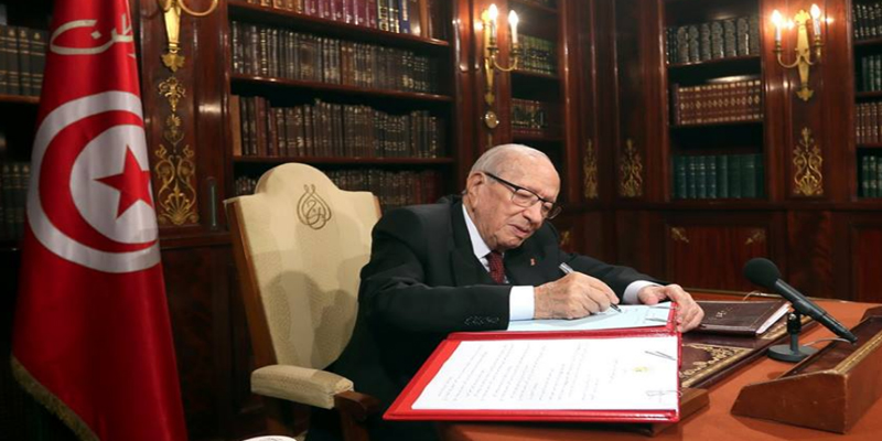 رئيس الجمهورية يقرر الإفراج عن 521 سجينا والحط من عقوبة 1639 آخرين