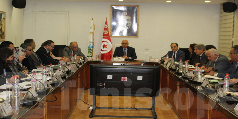  وزير الفلاحة يشرف على التأسيسية لديوان الأعلاف
