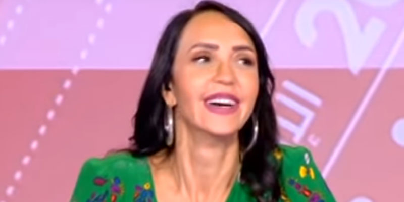 En photos : Myriam Belkadhi fait le buzz avec sa robe Tara Jarmon