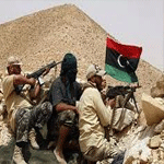 ليبيا: مقتل 30 شخصا وتحطم طائرة عسكرية في اشتباكات بنغازي