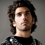 En photo : En 2013, le chanteur Israélien ‘Bezalel Raviv’ avait visité la Tunisie sous le gouvernement d’Ennahdha