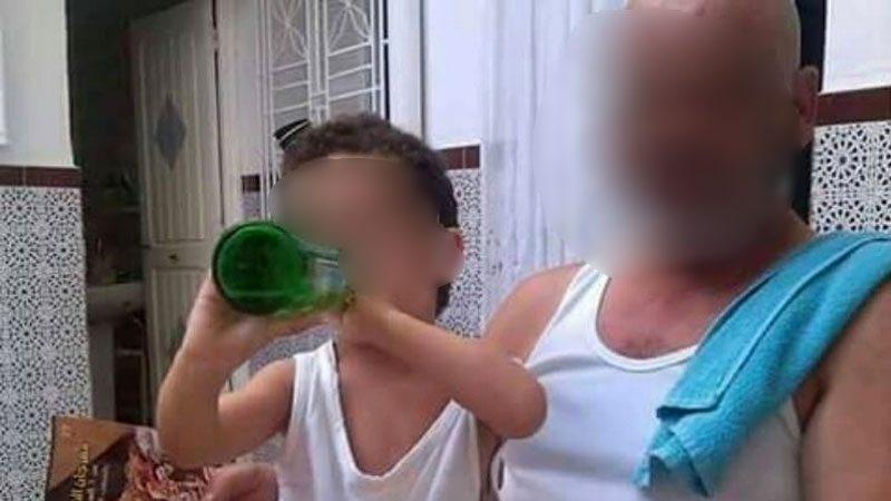 طفلة السنتين تشرب الخمر رفقة والدها: المندوب العام للطفولة يتدخل