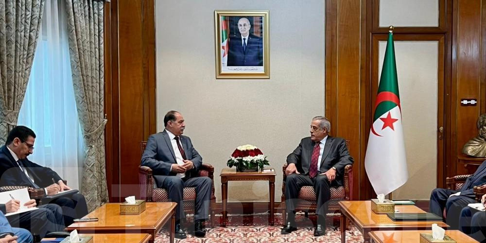 Le Premier ministre algérien reçoit Kamel Feki, coopération bilatérale
