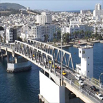 وزير التجهيز والإسكان يعاين علامات مسار الجسر الجديد ببنزرت